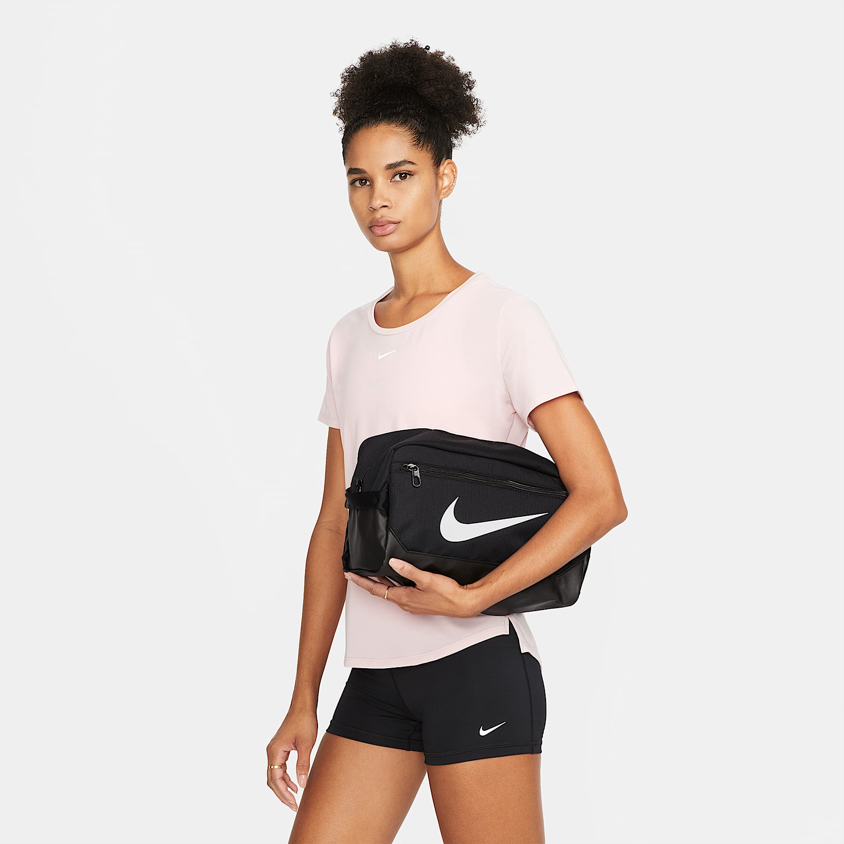 Nike Brasilia 9.5 Training Shoe Bag (11L). Nike ID